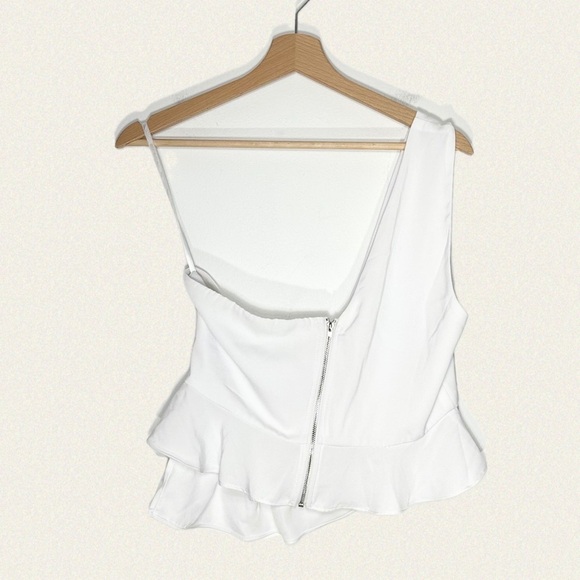 Superdown Karlie Top - Picture 7 of 7